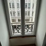 Champs Elysees Apartment 1C
